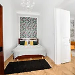 Opera deluxe apartman