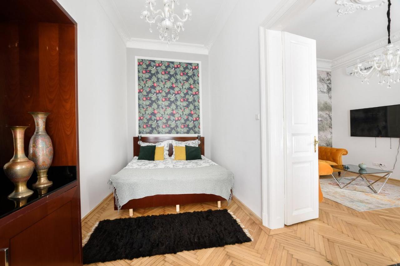 Appartamento Opera Deluxe Apartman *